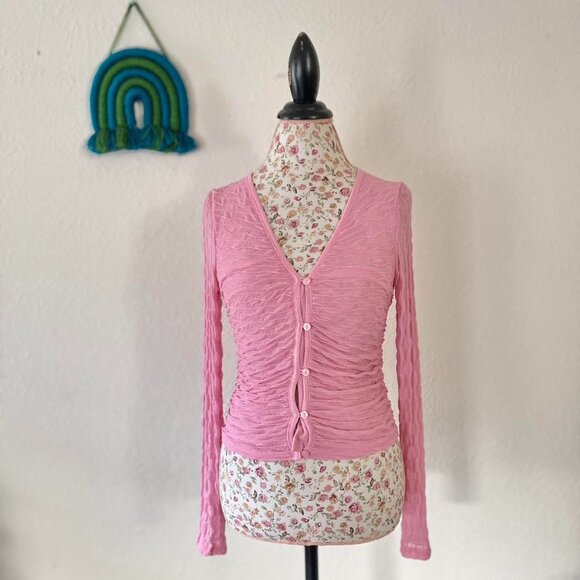 Pink ruched long sleeve V-neck top with buttons down the front - perfect for a f - Picture 1 of 3